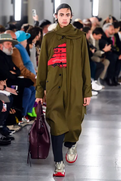 Look 39